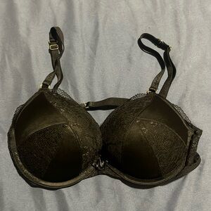 Victoria’s Secret sexy lace push up bra